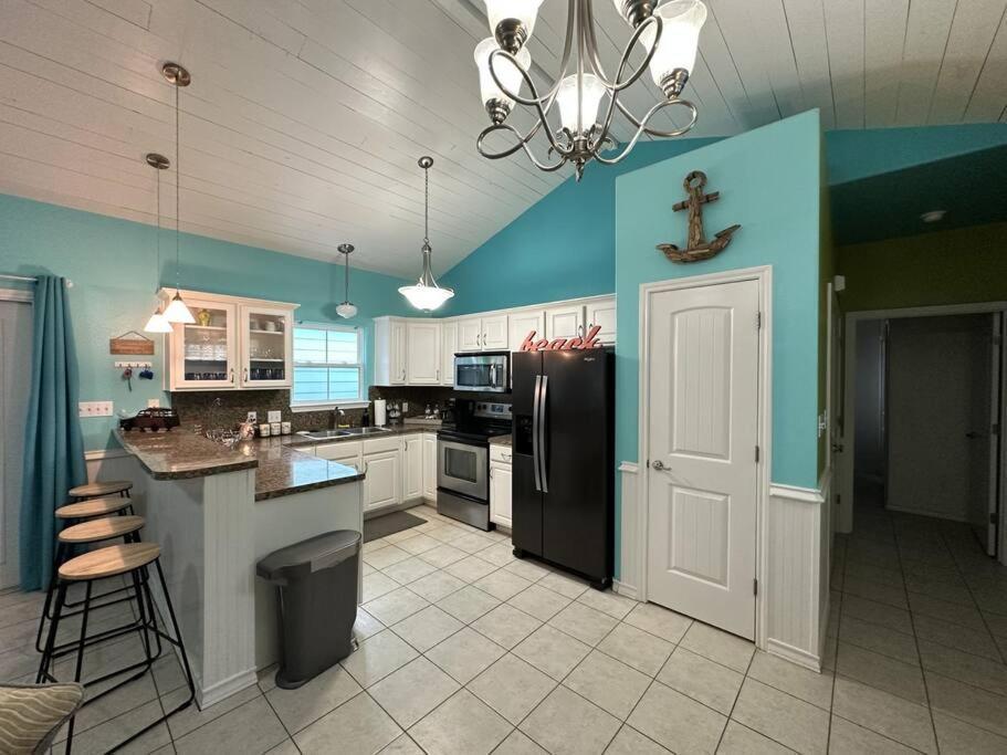 Barefoot Bungalow - Pet Friendly- 2 Bdrm Townhome Corpus Christi Esterno foto